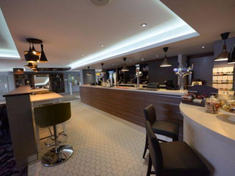 Holiday Inn Wolverhampton - Racecourse, an IHG Hotel Exterior foto