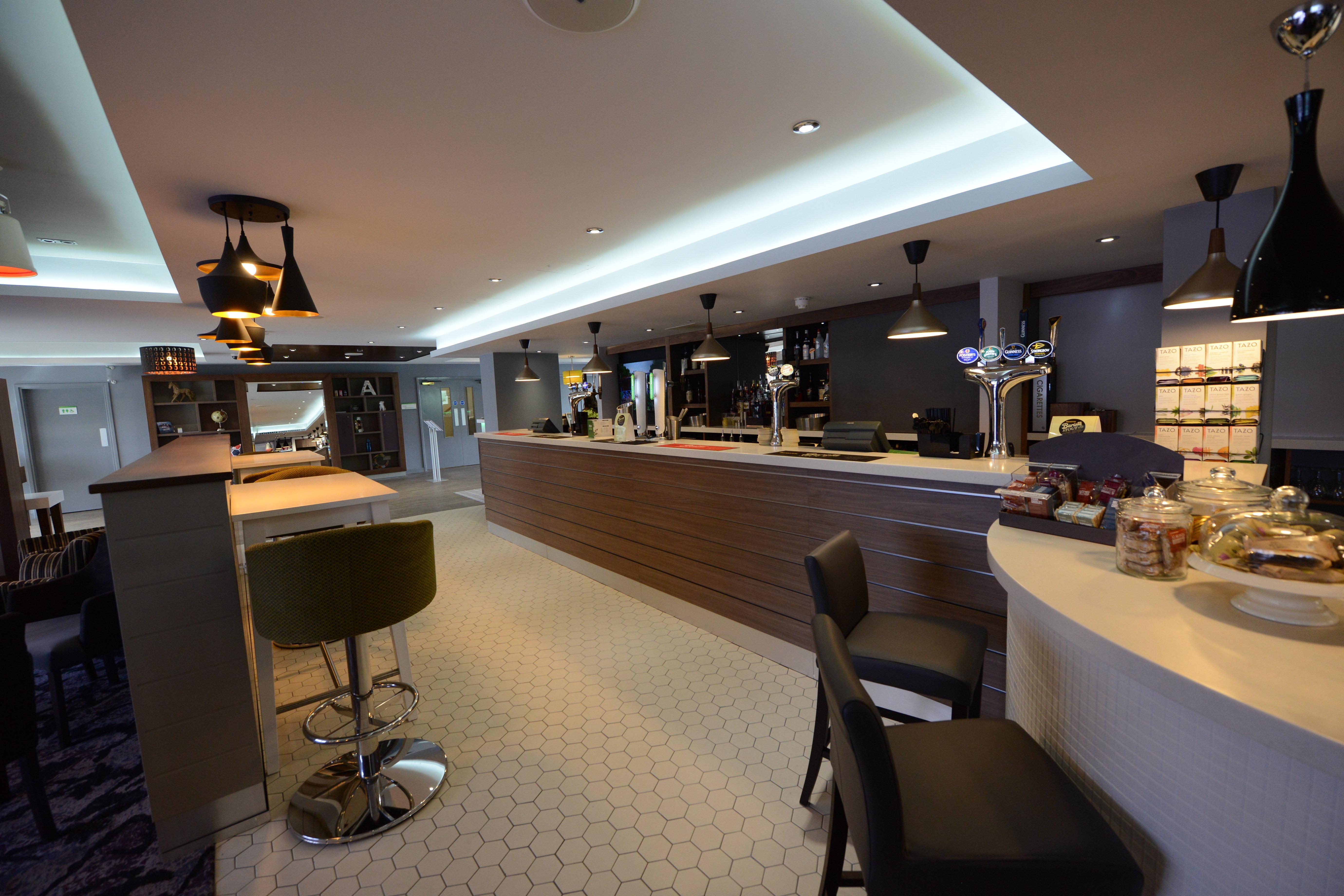 Holiday Inn Wolverhampton - Racecourse, an IHG Hotel Exterior foto
