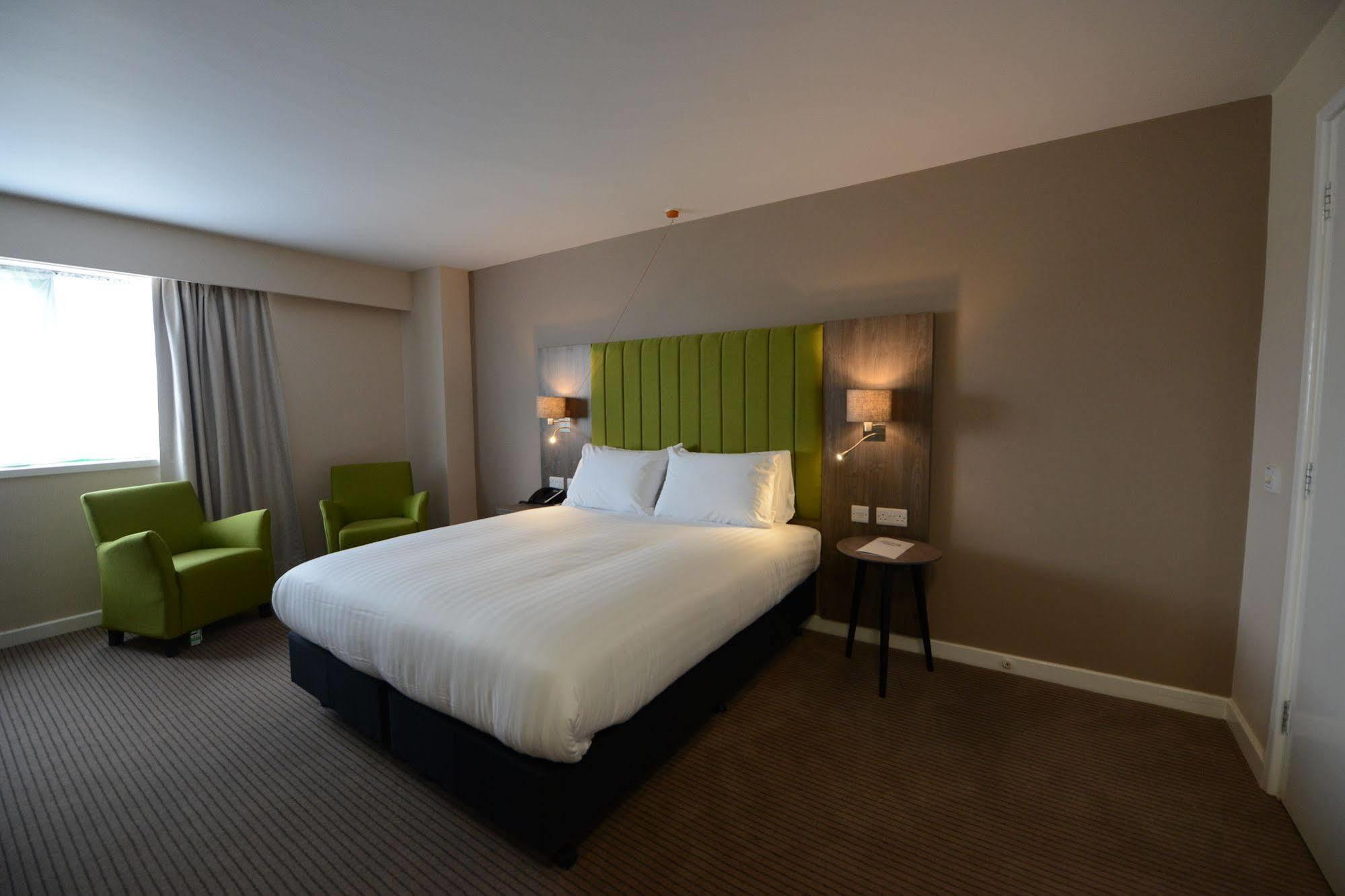 Holiday Inn Wolverhampton - Racecourse, an IHG Hotel Exterior foto